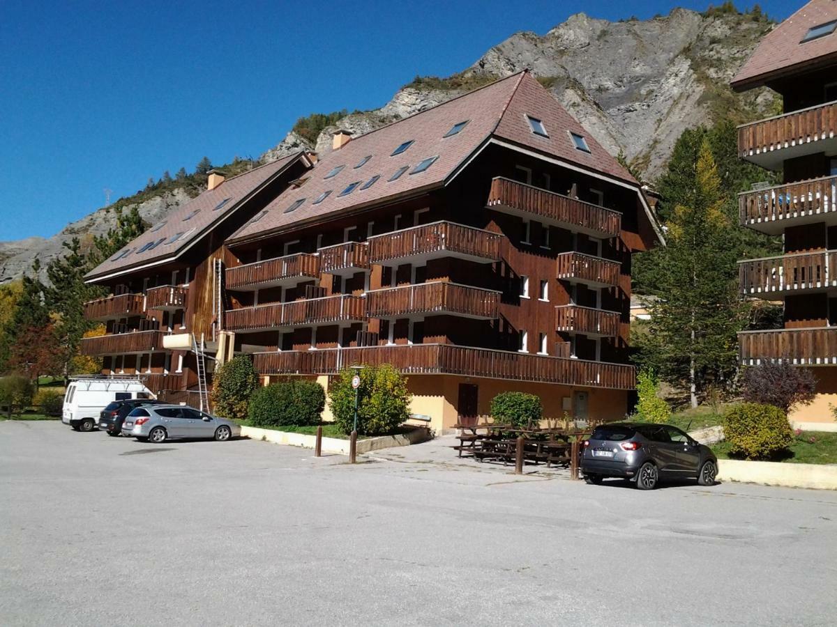 Appartement De Type 3 Allos Exterior photo